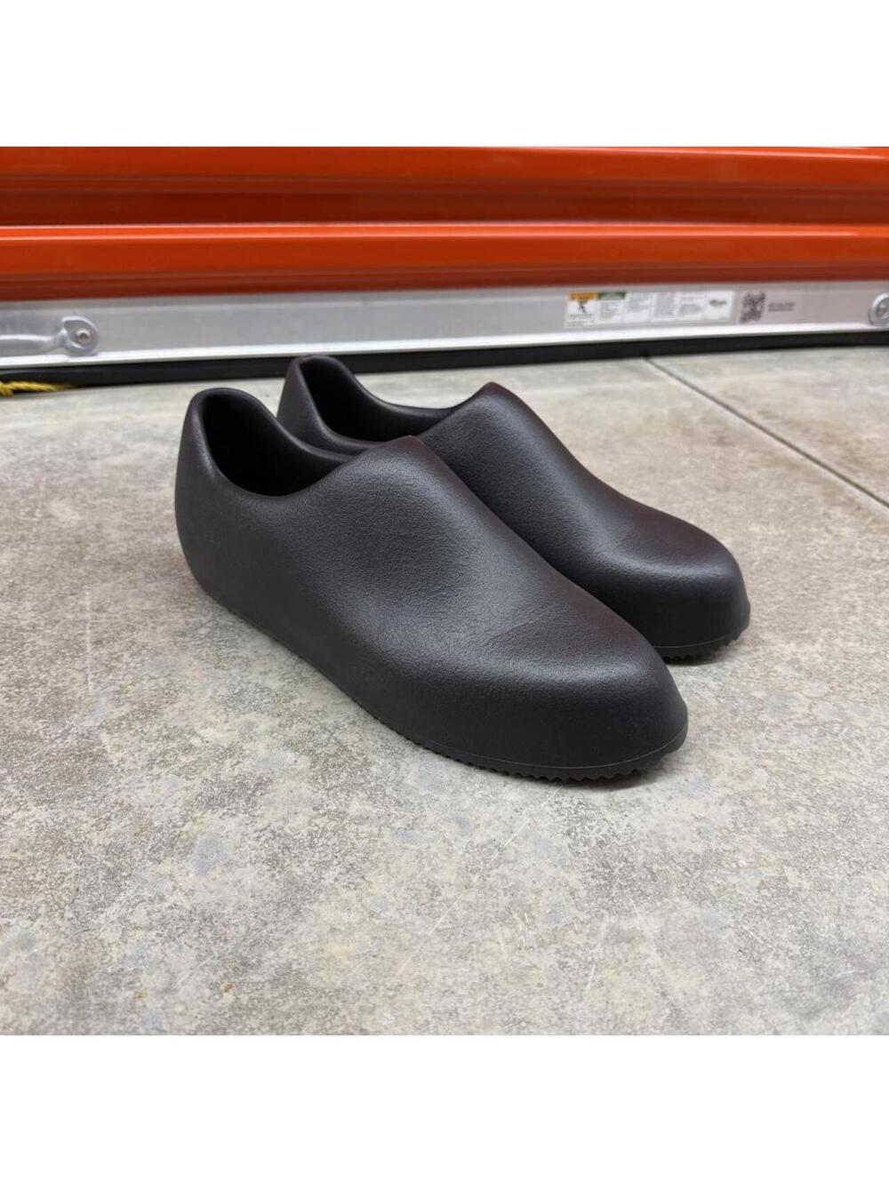 yeezy sl-02 black slip on rubber comfy shoes size 12